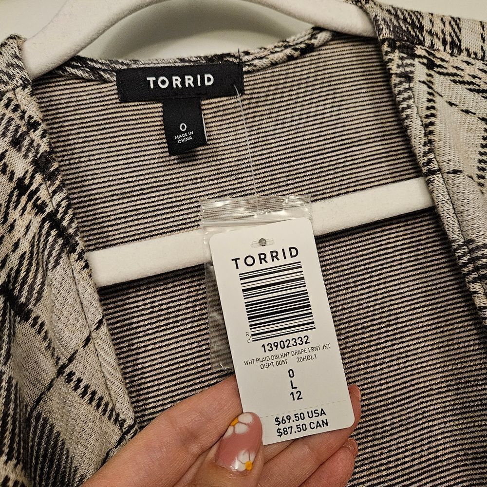 Torrid Drape Front Plaid Jacket - Picture 6 of 8